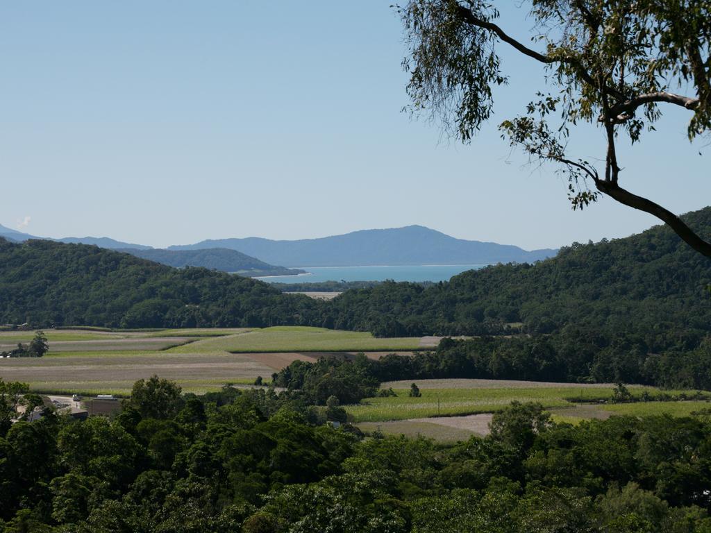 Mai Tai Resort Cassowary Bagian luar foto