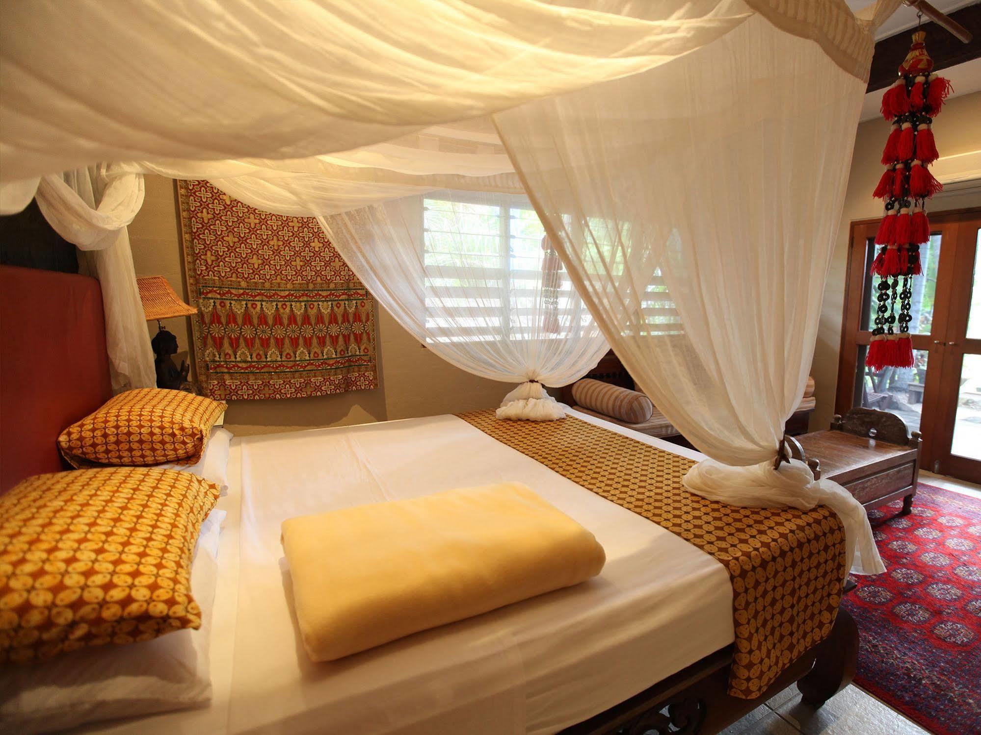 Mai Tai Resort Cassowary Bagian luar foto